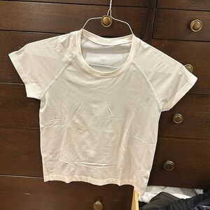 Lululemon swiftly short sleeve top